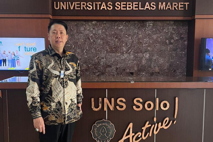 henry indraguna universitas sebelas maret